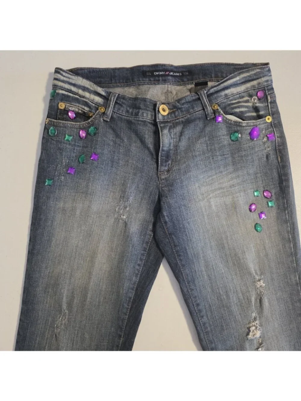 DKNY Jeweled Jeans Blue Distressed Denim Boho Bling Gemstones Juniors Size 9‎